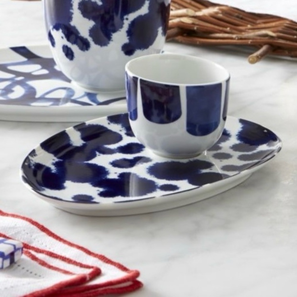 Paola Navone Crate&Barrel Blue and White Como Espresso Cups and Saucers - Picture 7 of 7